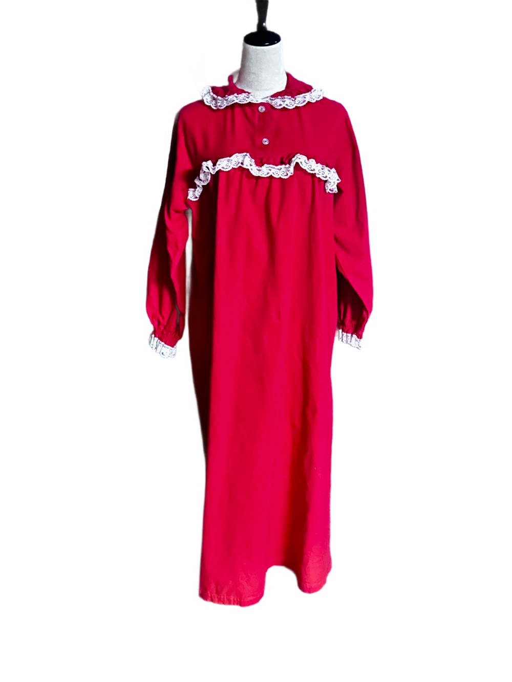 The Vermont Country Store ~ Small ~ Vintage (70’s) ~ Red W/ White Lace Robe